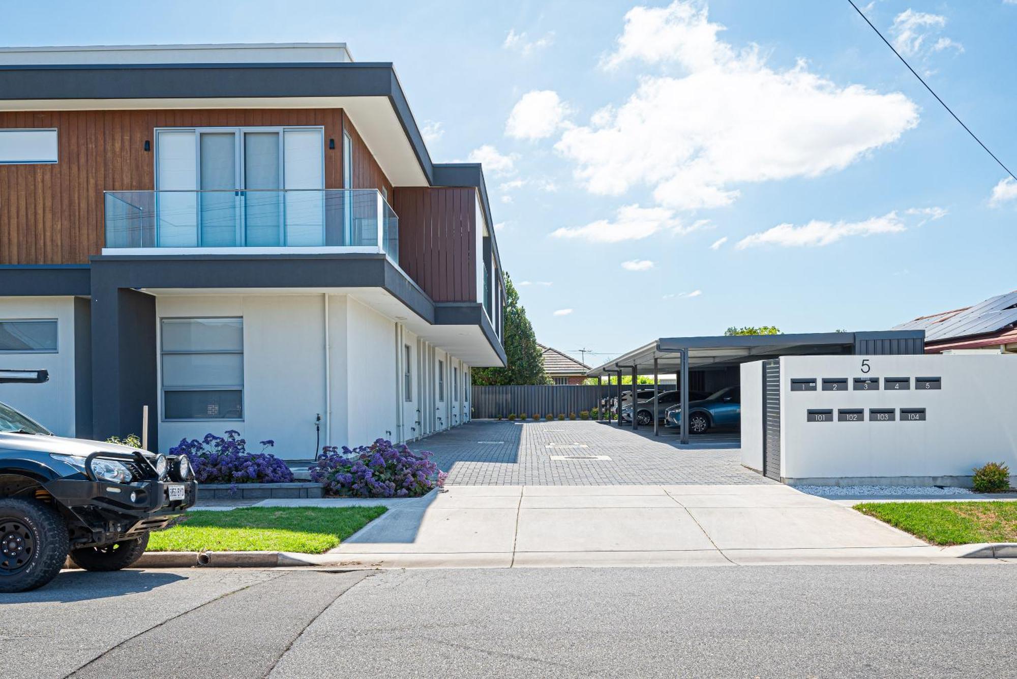 Chic Flinders Park Getaway Apartment Adelaide Exterior photo